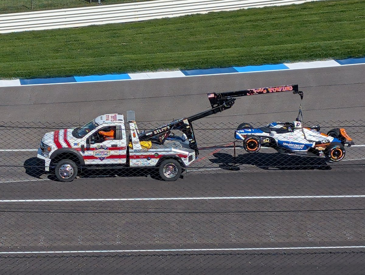 indykar500's tweet image. Kyle Larson's @ArrowMcLaren getting towed back to the garage.

#Indy500 #INDYCAR
Open Test #HighBoost