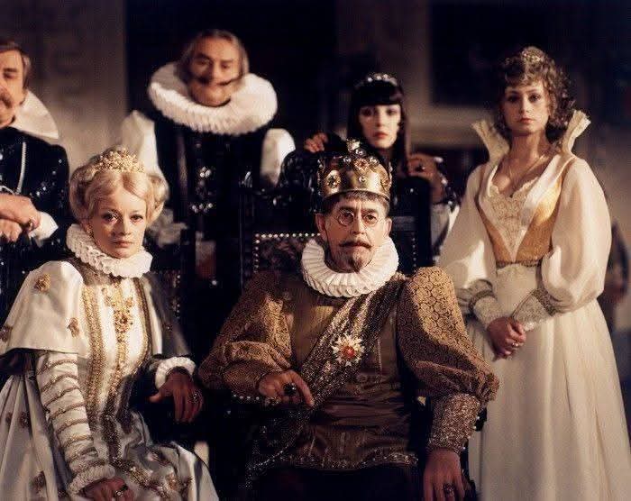 LadyInB43912586's tweet photo. Czeski film.Dobry.😉 📺 🎬 🎥 🎞
#Arabela #film #serial #czeskifilm
(Grafika z FB.) https://t.co/nvRB6YtPXP