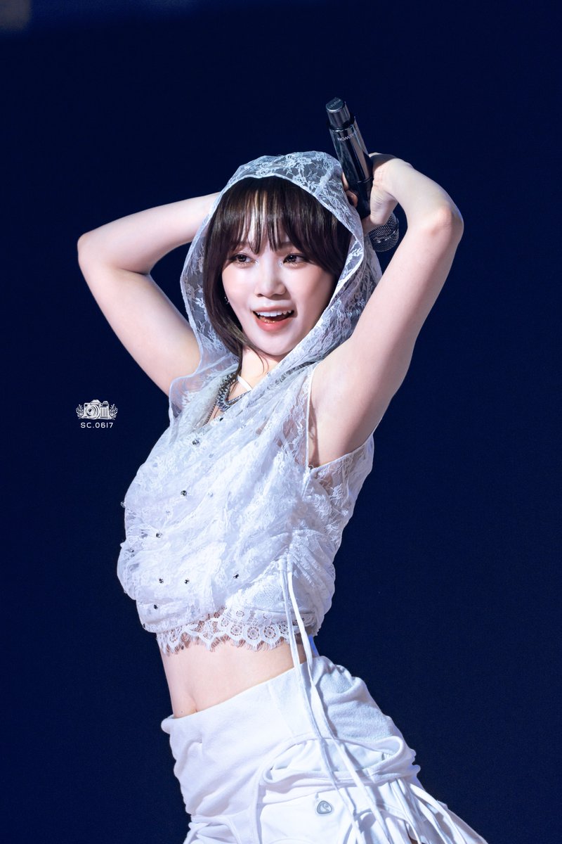 20250419 - LE SSERAFIM TOUR 'EASY CRAZY HOT' IN INCHEON 🇰🇷 (DAY