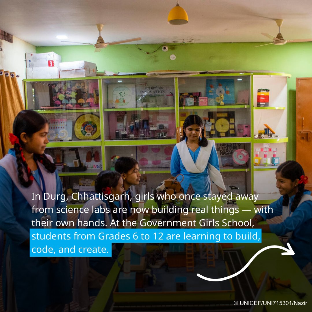 UNICEFIndia's tweet image. What happens when girls are given the space to explore, build, and think freely?
They innovate.
They lead.
They grow.
In Durg, Chhattisgarh, the Atal Tinkering Lab at a government girls’ school is doing more than teaching Science, Technology, Engineering, and Mathematics (STEM)…