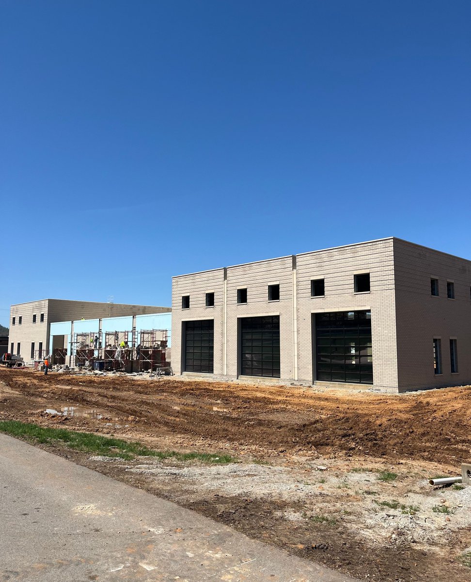 midstate_const's tweet image. We're moving full steam ahead on the new Diesel Mechanic Facility at TCAT Livingston. This state-of-the-art space will equip future mechanics with the tools and training they need to keep our world turning.
#MidStateConstruction #TCATLivingston #DieselMechanicTraining