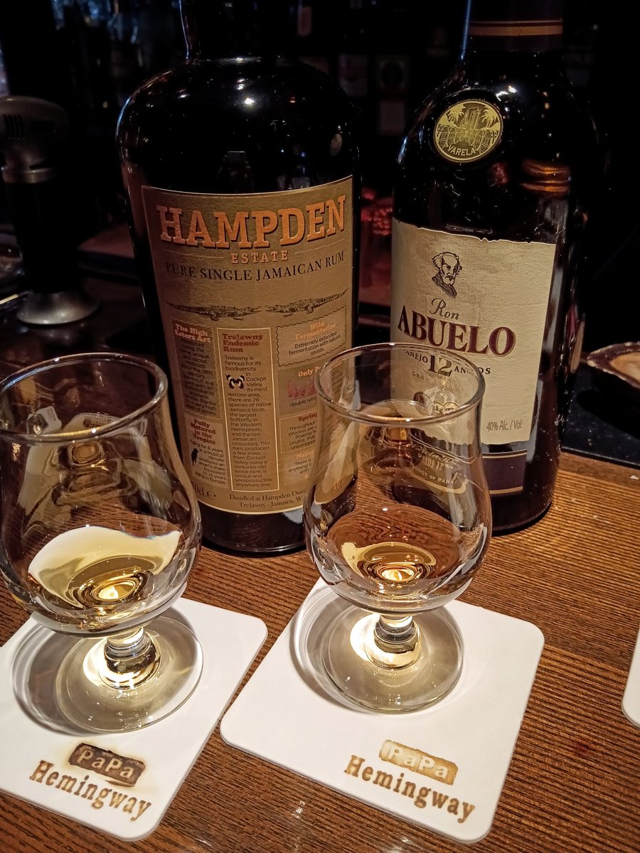ORGANIC_CAFE's tweet photo. Carpano Antica Formula Vermouth. Hampden. Abuelo. Hemimgway Rum 7y. Samaroli cuba Rum 1998.MACANUDO MADURO. #Cigartime #BarTime #KobeJapan https://t.co/Px8ZH8VN8m