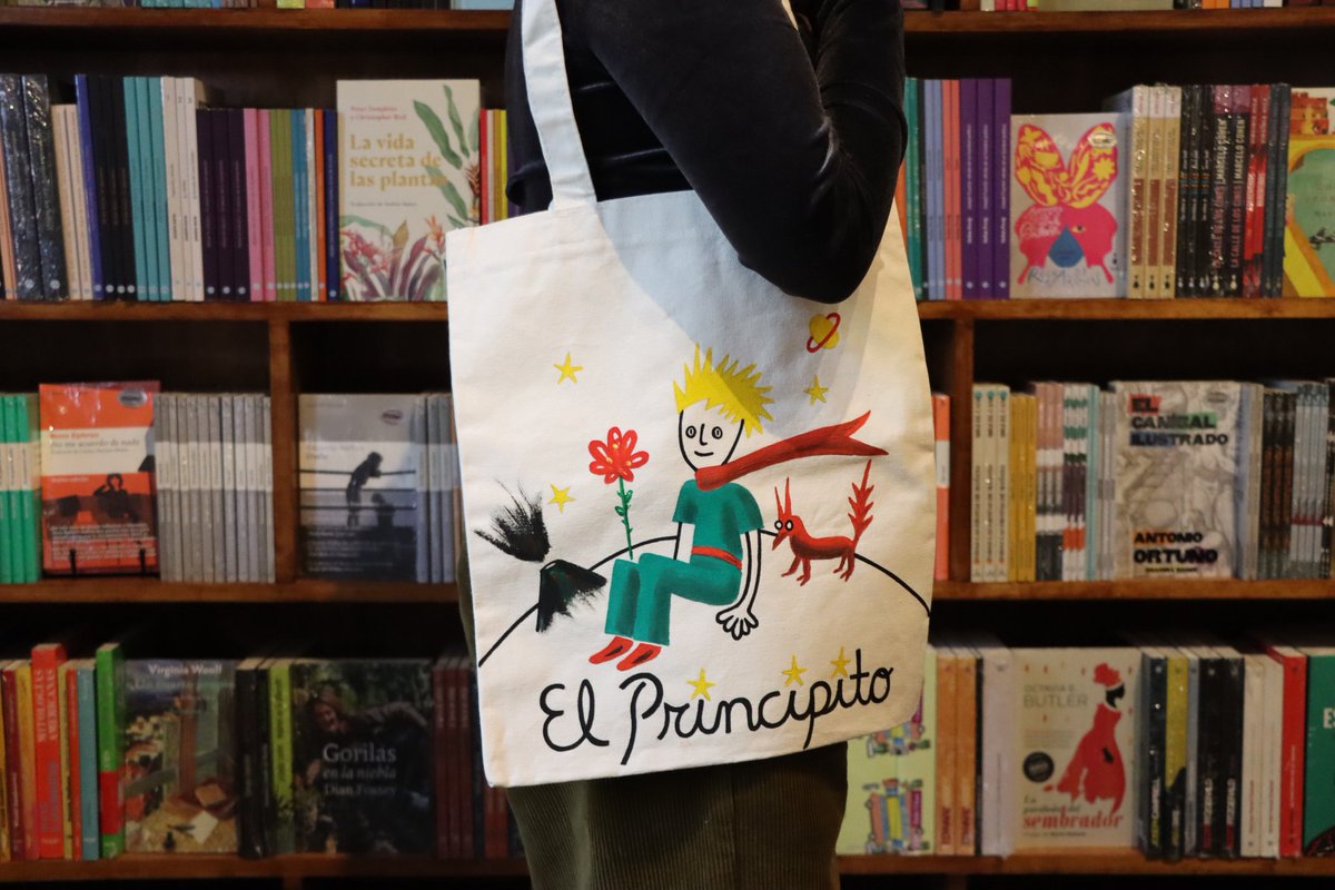 Consigue tus #totebagsliterarias para que las llenes con un montón de libros!!!
Las encuentras en <a href="/DesastreLibros/">Librería El Desastre</a>
Pintadas a mano por <a href="/nabordecampos/">Nabor de Campos</a>
<a href="/diablitoprods/">Diablito Producciones</a>
#bolsasliterarias
#pedropáramo #persepolis #literatura #ilustracion