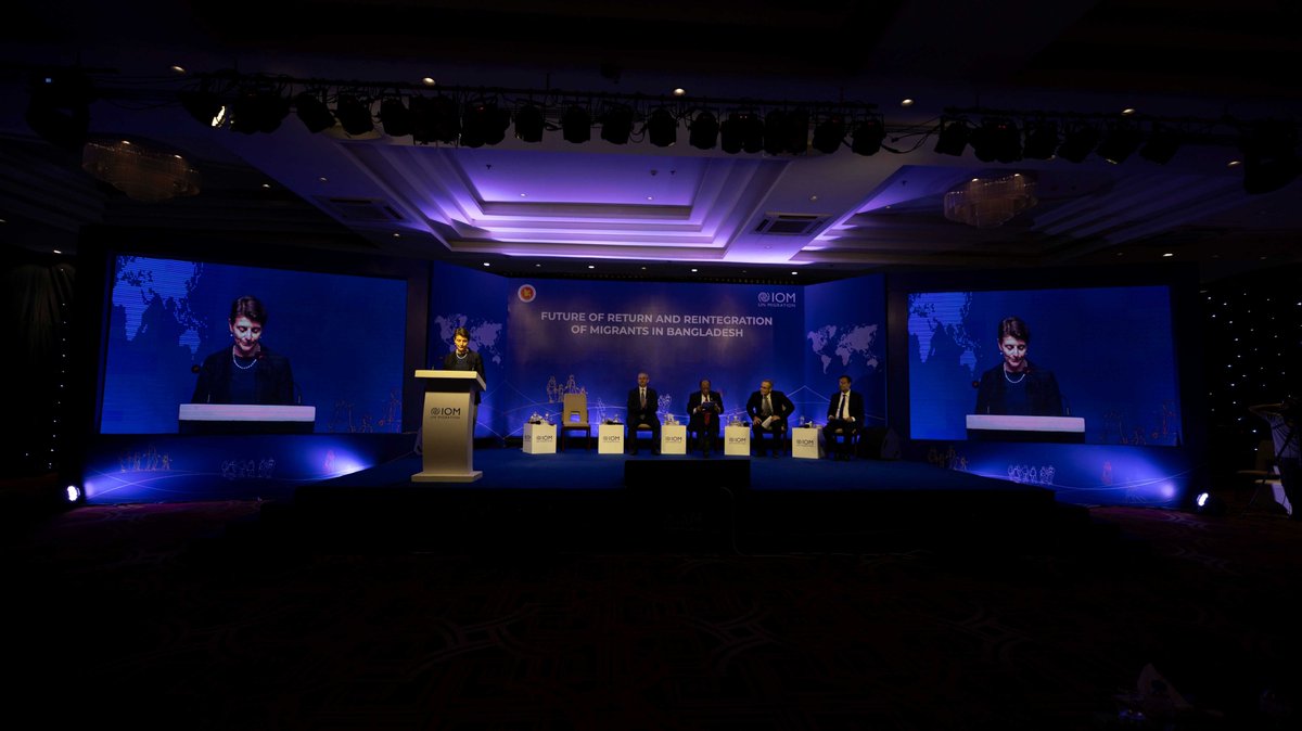 IOMBangladesh's tweet photo. As the high-level dialogue wraps up, leaders from @UNmigration, @UNBangladesh, @WorldBank, @EUinBangladesh & GoB reaffirm their commitment to sustainable reintegration for mig. returnees. A powerful close to a day of insights & shared vision. #RAISEProject #FutureOfReintegration https://t.co/xh1mq9qpcQ