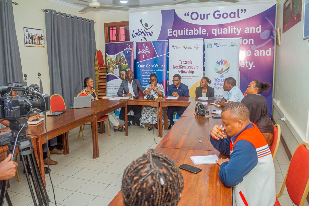 ALII_Africa's tweet photo. @ALII_Africa  kwa kushirikiana na @HakiElimu wamezindua programu ya Tanzania NextGen Leaders Fellowship (TNLF)

Programu hii itawajengea uwezo vijana 350 waliohitimu kidato cha sita, wenye umri wa miaka 17 hadi 19. Lengo ni kuwaandaa kuwa viongozi bora
#TNLF2025 #HakiElimu #ALII https://t.co/QIUQZsHYnq