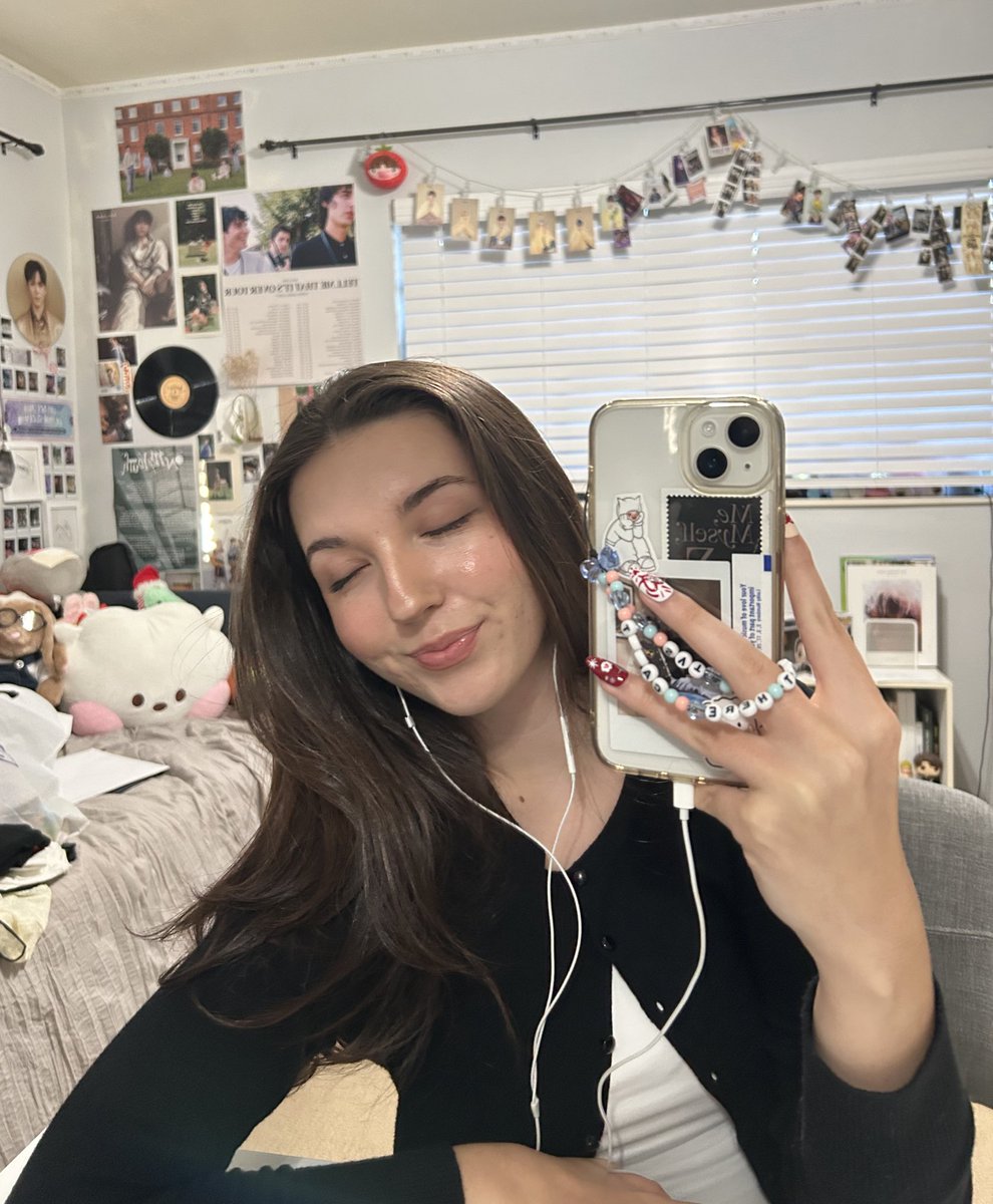 dollytopia's tweet image. i cleaned my mirror for this
#AMPERSANDONE #앰퍼샌드원 #ANDEARSELCADAY #ANDRSD #ANDEAR #앤디어 #나캠든 #KAMDEN @_AMPERSANDONE_