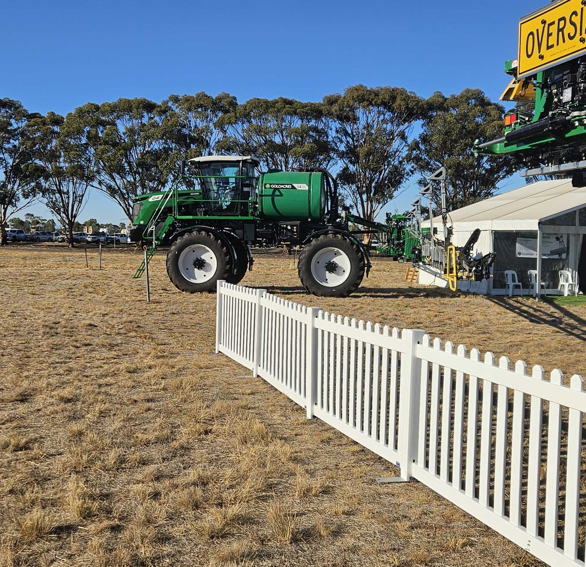 Spotted this Bilberry system on a <a href="/GoldacresAust/">Goldacres</a> sprayer at the recent Wimmera Field Days. Goldacres have been selling and supporting Bilberry here in Australia for more than 5 years! What a great partnership 🤝