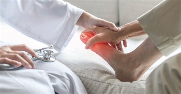 Neurology Today (@neurologytoday) on Twitter photo 💊 Does the Newly Approved Non-Opioid Pain Drug Have Potential for Managing Neuropathic Pain? Neurologists specializing in pain management believe it may have potential, but they await phase 3 trial results to confirm effectiveness. <a href="/shamik_b/">Shamik Bhattacharyya</a> @AANMember
hubs.la/Q03jtSQR0 💊 Does the Newly Approved Non-Opioid Pain Drug Have Potential for Managing Neuropathic Pain? Neurologists specializing in pain management believe it may have potential, but they await phase 3 trial results to confirm effectiveness. <a href="/shamik_b/">Shamik Bhattacharyya</a> @AANMember
hubs.la/Q03jtSQR0