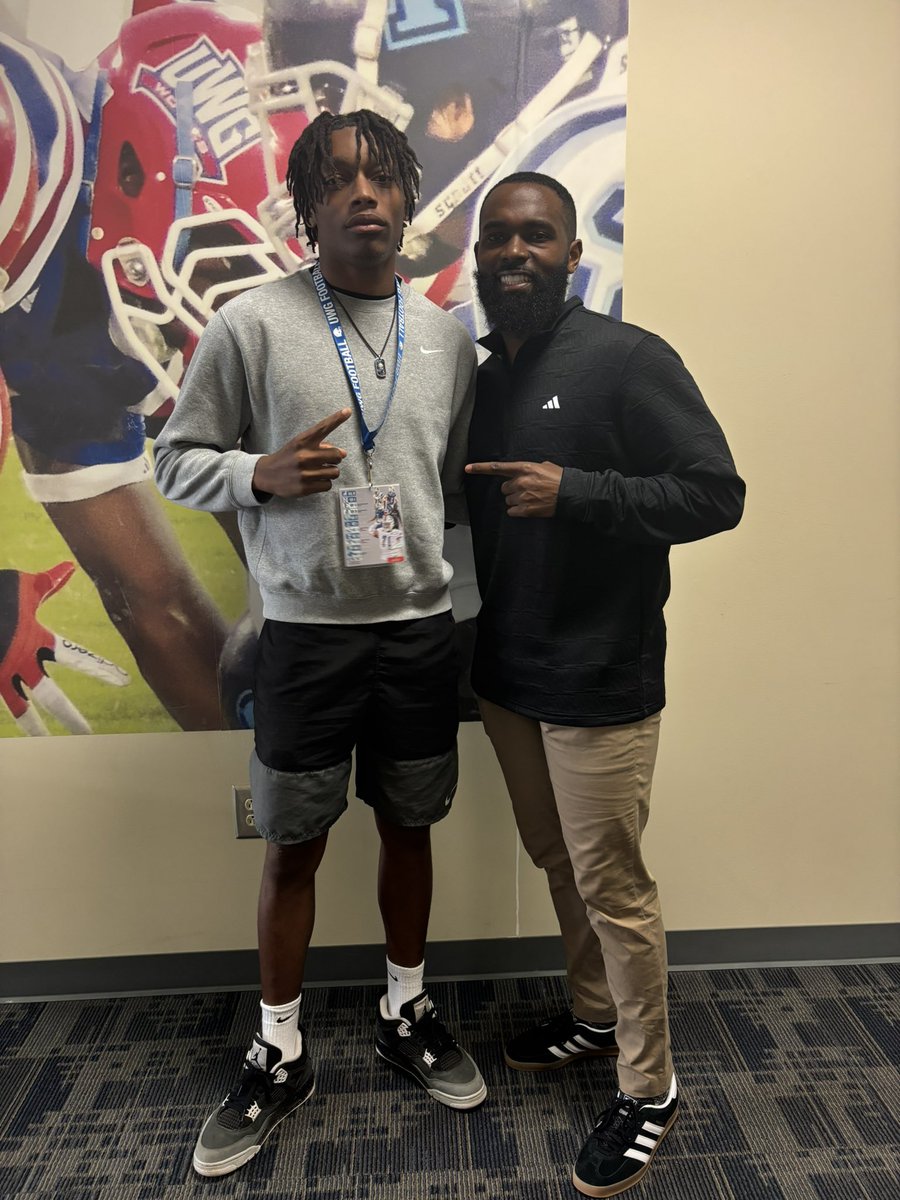 Christopher Leatherwood jr (@chrislwood19) on Twitter photo Blessed to receive an Offer from the University of West Georgia #GoWolves🐺
<a href="/ScoutFball/">Larry Rudolph</a> <a href="/PrepRedzoneAL/">Prep Redzone Alabama</a> <a href="/HallTechSports1/">Hall-Tech Sports</a> <a href="/helmet2helmt251/">Helmet2Helmet251</a> <a href="/UWGFootball/">West Georgia Football</a> <a href="/UWGAthletics/">West Georgia Wolves</a> <a href="/Rivals/">Rivals</a> <a href="/DownSouthFb1/">Down South</a> <a href="/PRIMEDEVELOP251/">PRIME DEVELOPMENT</a> Blessed to receive an Offer from the University of West Georgia #GoWolves🐺
<a href="/ScoutFball/">Larry Rudolph</a> <a href="/PrepRedzoneAL/">Prep Redzone Alabama</a> <a href="/HallTechSports1/">Hall-Tech Sports</a> <a href="/helmet2helmt251/">Helmet2Helmet251</a> <a href="/UWGFootball/">West Georgia Football</a> <a href="/UWGAthletics/">West Georgia Wolves</a> <a href="/Rivals/">Rivals</a> <a href="/DownSouthFb1/">Down South</a> <a href="/PRIMEDEVELOP251/">PRIME DEVELOPMENT</a>