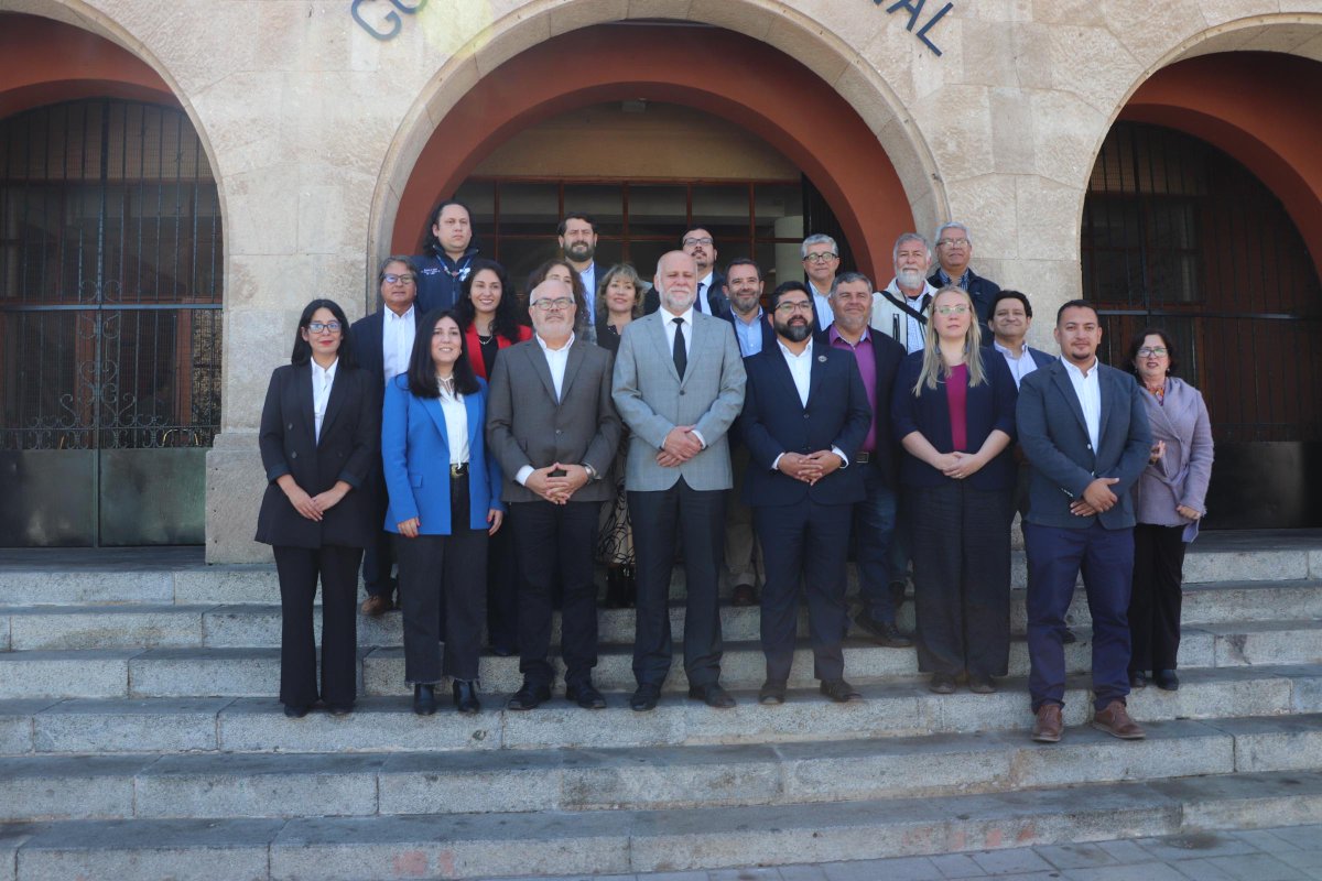 Seremi del Deporte Patricio Berrios Espejo participó en el Gabinete Regional liderado por el Vicepresidente de la República Álvaro Elizalde,  en su visita a la región  y el Delegado Presidencial Galo Luna Penna. <a href="/DPRCoquimbo/">Delegación Presidencial Regional de Coquimbo</a>