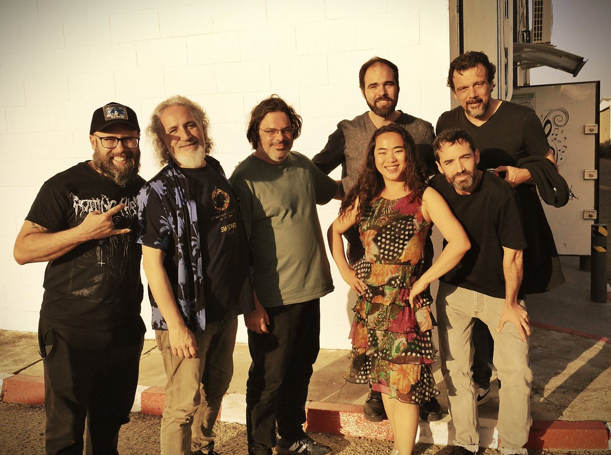Manuel Soto "Noly" (@manuelsotonoly) on Twitter photo Equipo musical de Blasphemous para la presentación en el <a href="/GemAwardsInfo/">GEM Awards</a> en Sevilla, el próximo día 26 de abril
<a href="/TheGameKitchen/">The Game Kitchen</a> <a href="/BlasphemousGame/">Blasphemous</a> Equipo musical de Blasphemous para la presentación en el <a href="/GemAwardsInfo/">GEM Awards</a> en Sevilla, el próximo día 26 de abril
<a href="/TheGameKitchen/">The Game Kitchen</a> <a href="/BlasphemousGame/">Blasphemous</a>