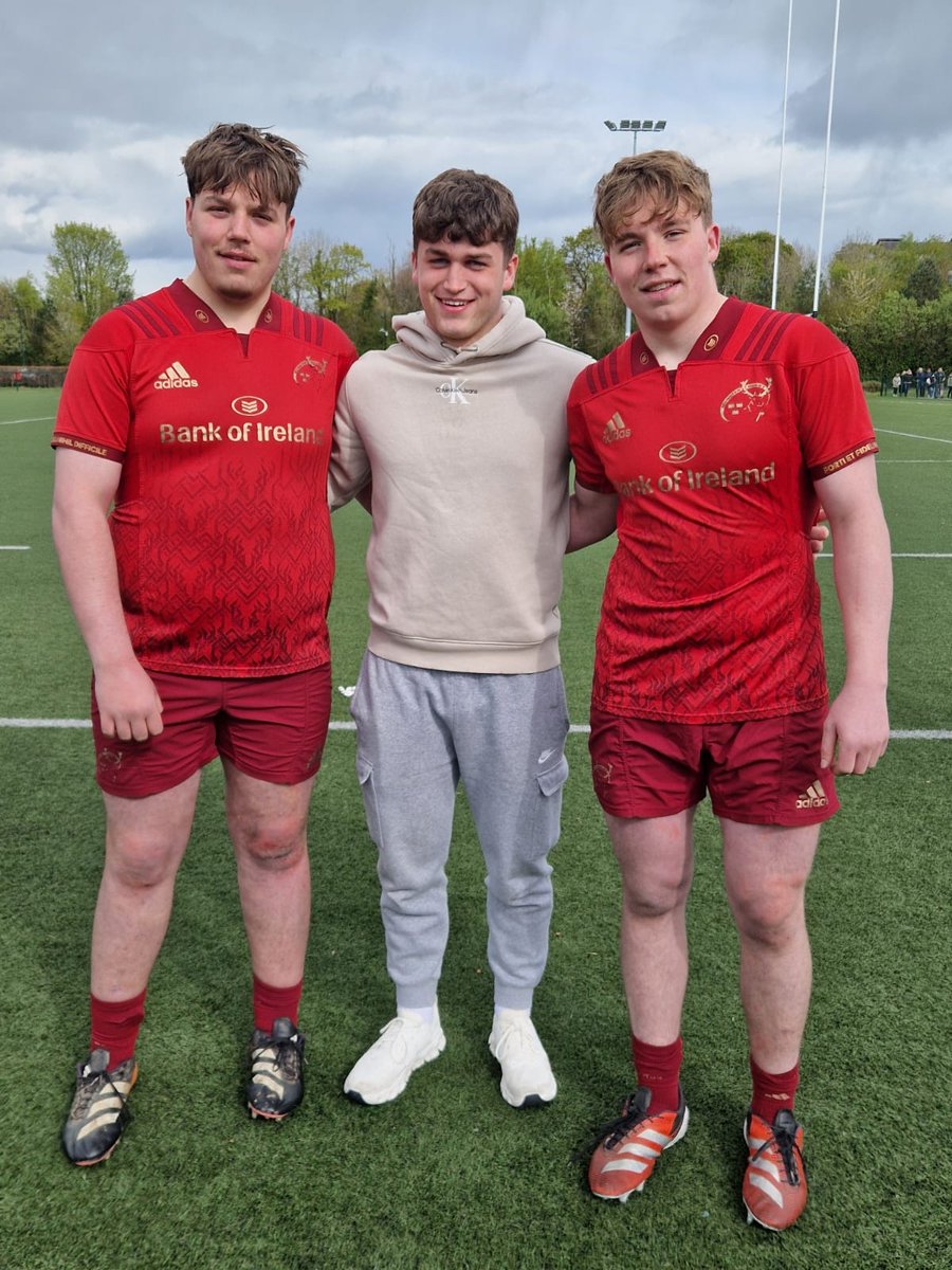 Dungarvan Rugby (@dungarvanrfc) on Twitter photo Well done to Jonathan Tutty, Tadgh Flavin and Calum Tutty who lined out with the U18 Munster team this week against Leinster 🏉🏉.
#dungarvanrfc
#rugbyfamily
#respectourgame
#munsterrugby Well done to Jonathan Tutty, Tadgh Flavin and Calum Tutty who lined out with the U18 Munster team this week against Leinster 🏉🏉.
#dungarvanrfc
#rugbyfamily
#respectourgame
#munsterrugby