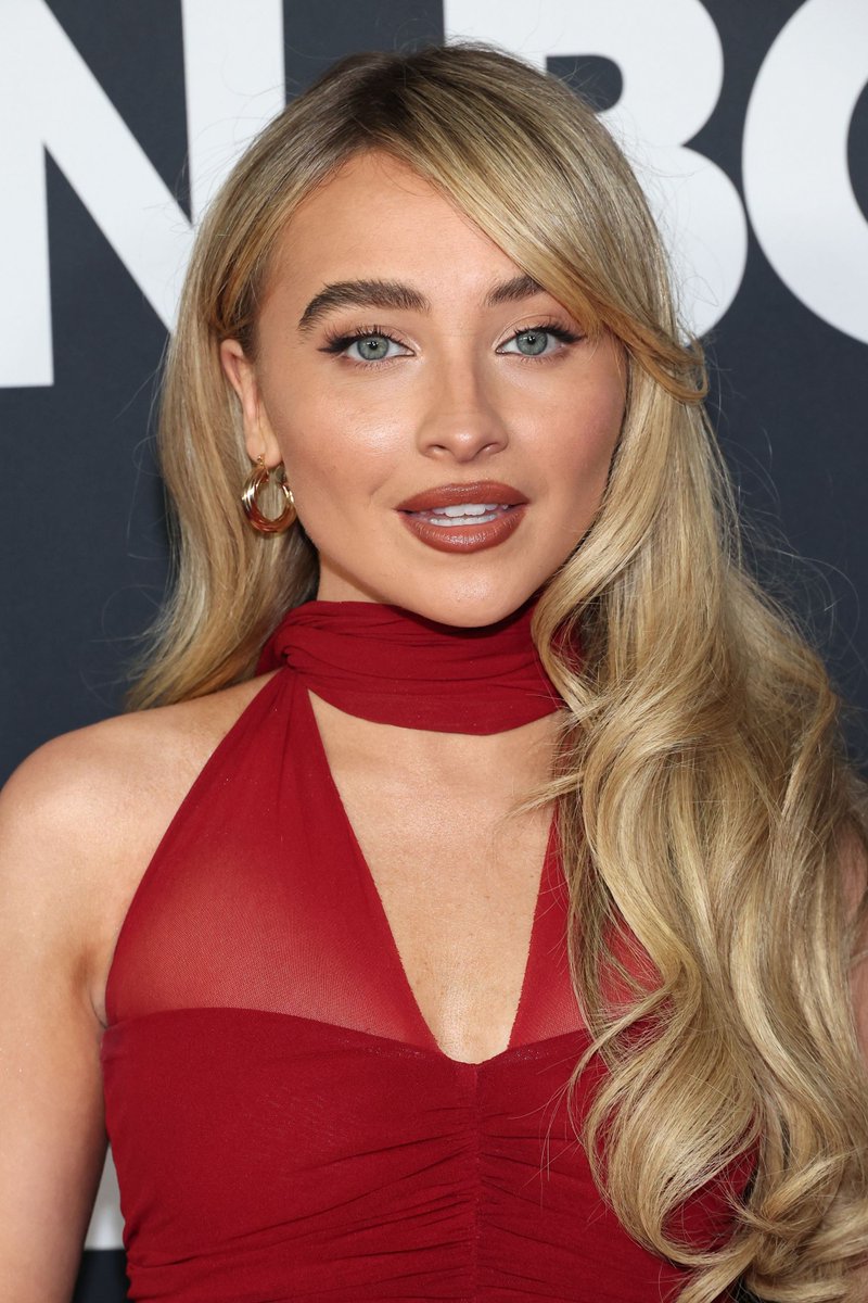 SovietBabette's tweet photo. Sabrina Carpenter. 💕 https://t.co/hJQBt3AqOJ