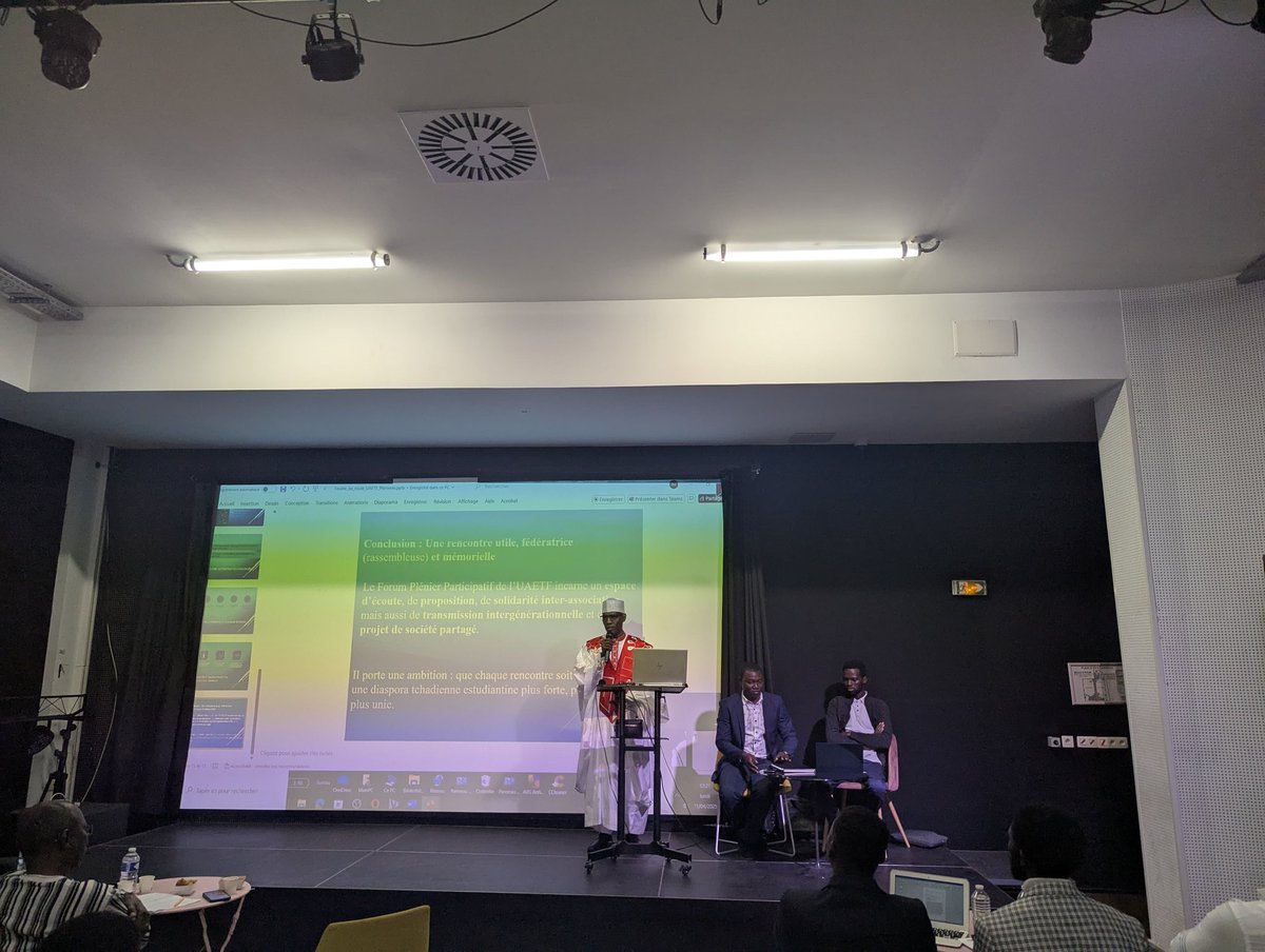 KOUNDOUGOUMI's tweet photo. j’ai répondu présent à l’appel de mes jeunes cadets de l’#UAETF pour leur AG à Paris. En tant qu’aîné et doctorant, j’ai partagé conseils, encouragements et propositions concrètes pour faire face aux défis des étudiants tchadiens.
Une jeunesse engagée, unie et porteuse d’espoir. https://t.co/PIx7MhRejz