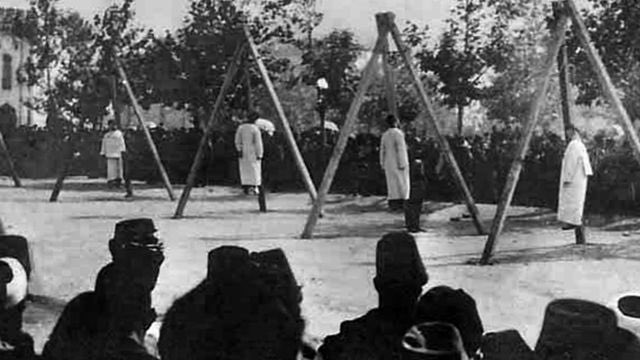 Mathieu__Begue's tweet image. Le 24 Avril 1915, 
600 intellectuelles Arméniens sont  massacrés.
De 1915 à 1923, 1,5 millions de chrétiens Arméniens, Grecs et Assyriens seront exterminés par l&apos;empire Ottoman. 🙏🏼🇦🇲
Je suis un descendant de survivants du génocide Arméniens