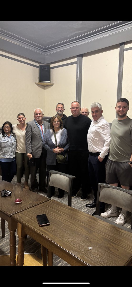 Huge thanks to Anne  and the committee at the Ramsbottom blues for the invite tonight . 
Great memories great stories ⚽️💙