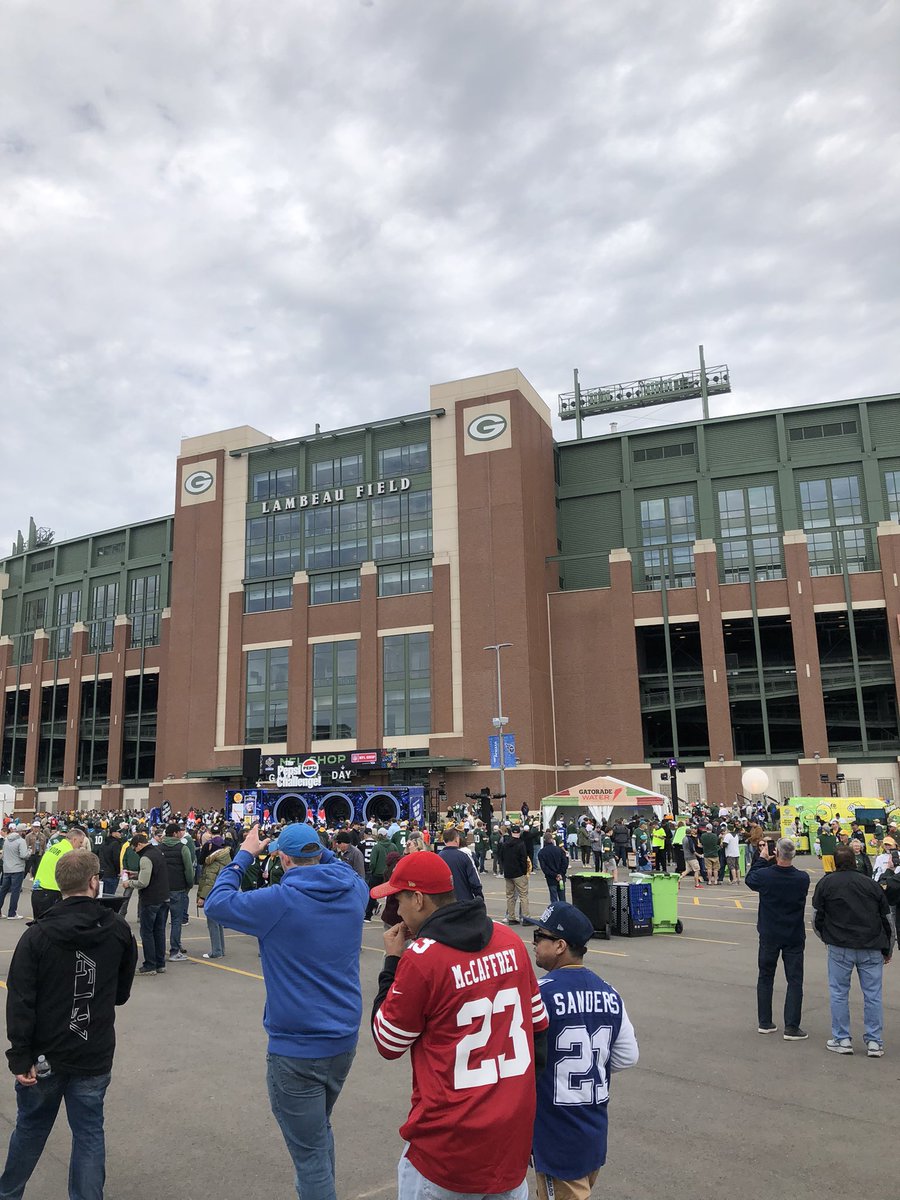 WiscoBros tweet media