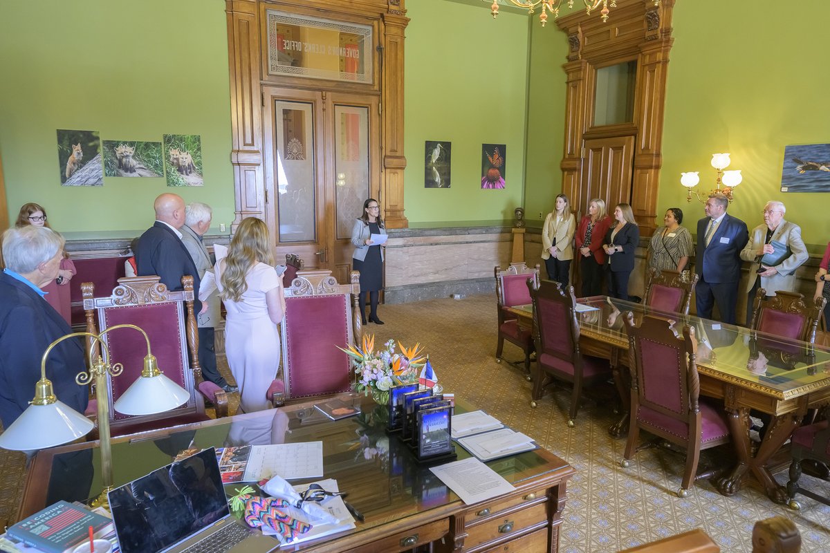 Keep Iowa Beautiful (@keepiabeautiful) on Twitter photo Governor Kim Reynolds has officially proclaimed April as Keep Iowa Beautiful Month once again! A big thank you to Lt. Governor Chris Cournoyer for joining us at the Iowa State Capitol yesterday during our 2025 Annual Ceremony.
Photo Credit: Brent Isenberger Photography
<a href="/Photoizy/">Brent Isenberger</a> Governor Kim Reynolds has officially proclaimed April as Keep Iowa Beautiful Month once again! A big thank you to Lt. Governor Chris Cournoyer for joining us at the Iowa State Capitol yesterday during our 2025 Annual Ceremony.
Photo Credit: Brent Isenberger Photography
<a href="/Photoizy/">Brent Isenberger</a>