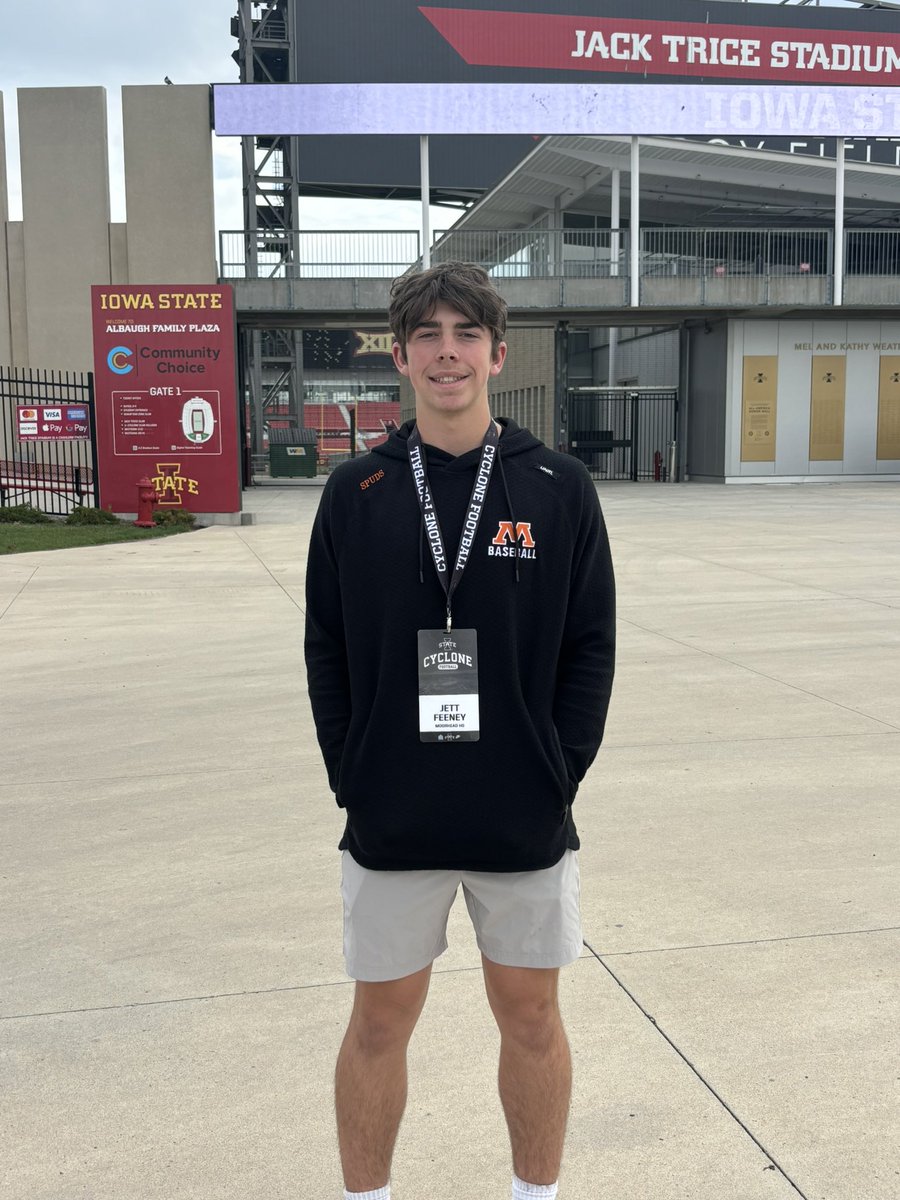 Jettfeeney3's tweet image. Appreciate the opportunity to watch practice at @CycloneFB Had some great conversations with @ISUMattCampbell @CoachJWaters @CoachJakeLandry Looking forward to seeing you this spring!