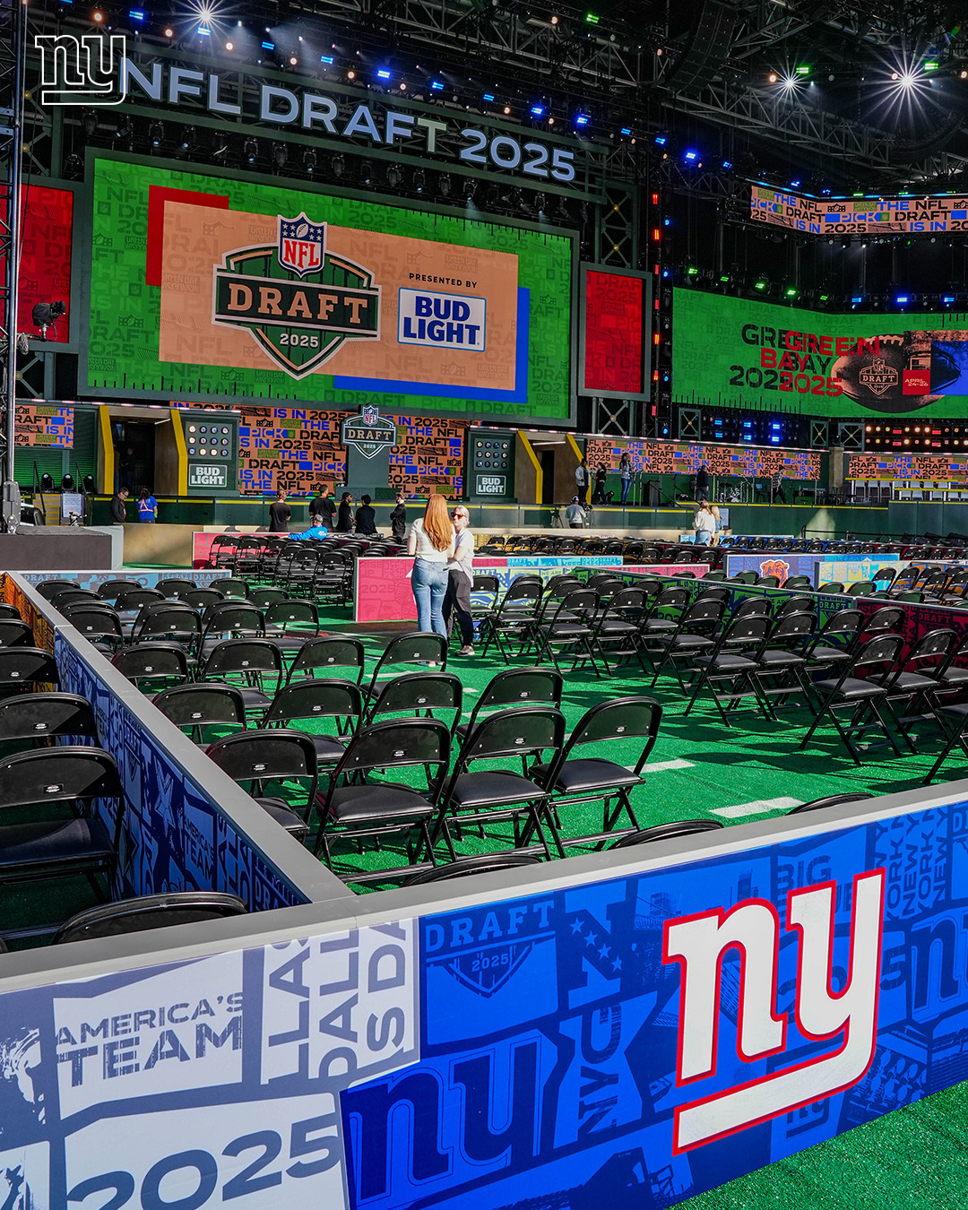 Giants Stadium: 1987, 1989, 1991 | Rhino Media