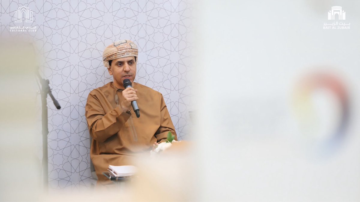 جلسة حوارية بين الفنان يوسف زايد والفنان أروين هامون حول تأثير الموسيقى العربية والغربية على بعضهما ودور الإعلام في التعريف بالموسيقى العربية ذات التاريخ العريق.  كما تحدث أروين عن سبب تأثره بالموسيقى العربية الناتج من أسفاره الكثيرة وصوله للقدس وتعرفه عن قرب بملحنين عرب.  كما