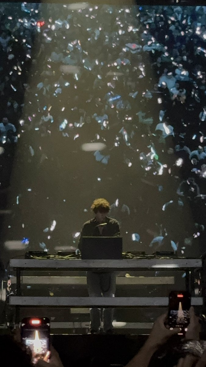 Not_mai_neim's tweet image. Uuufff! Esa rola de Jamie XX, le tomé aprecio hasta que la escuché en vivo  #PoderosoYaEstufas