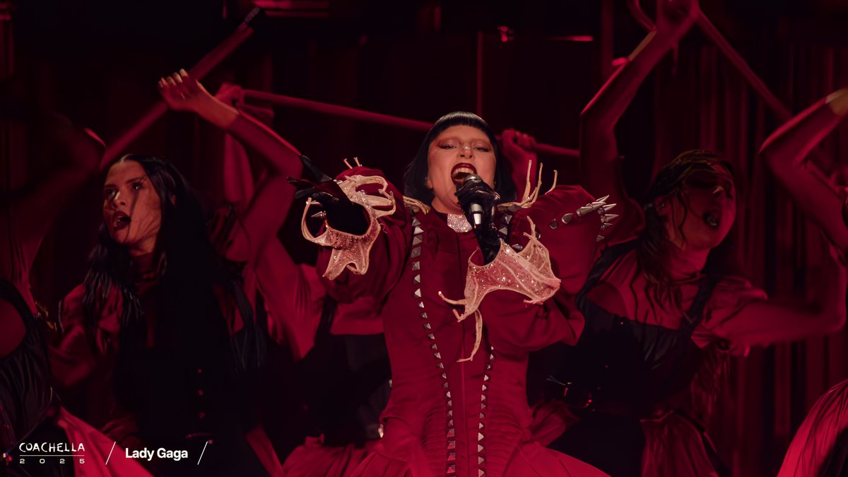 astrasix_'s tweet image. Utilidade pública para os little monsters.
Lady Gaga no Coachella remasterizado em 4k completo. Qualidade absurda. Sejam felizes e viva MAYHEM! ❤️
semana 1
gofile.io/d/kllTR6
pixeldrain.com/u/uve48vq3
semana 2
gofile.io/d/QktyJz
pixeldrain.com/u/ckKtc7bc
#GAGACHELLA