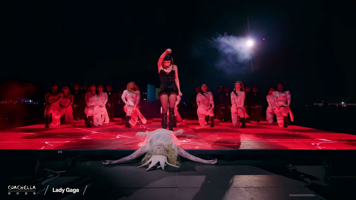 astrasix_'s tweet image. Utilidade pública para os little monsters.
Lady Gaga no Coachella remasterizado em 4k completo. Qualidade absurda. Sejam felizes e viva MAYHEM! ❤️
semana 1
gofile.io/d/kllTR6
pixeldrain.com/u/uve48vq3
semana 2
gofile.io/d/QktyJz
pixeldrain.com/u/ckKtc7bc
#GAGACHELLA