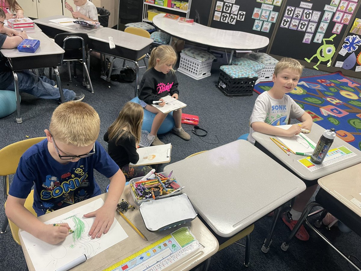 MrsSwallowsRoom's tweet photo. Wrapping up Domain 9 with a directed drawing of Jack and the Beanstalk! ☺️ We love getting to be creative 👩‍🎨🧑‍🎨#FirstGrade #mcscbears https://t.co/pyiql3Xy0M