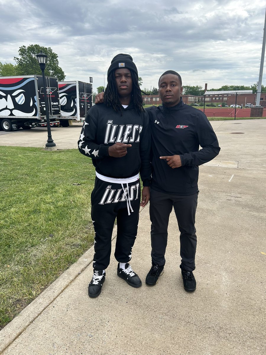 Corey “Deuce2” Warner tweet media