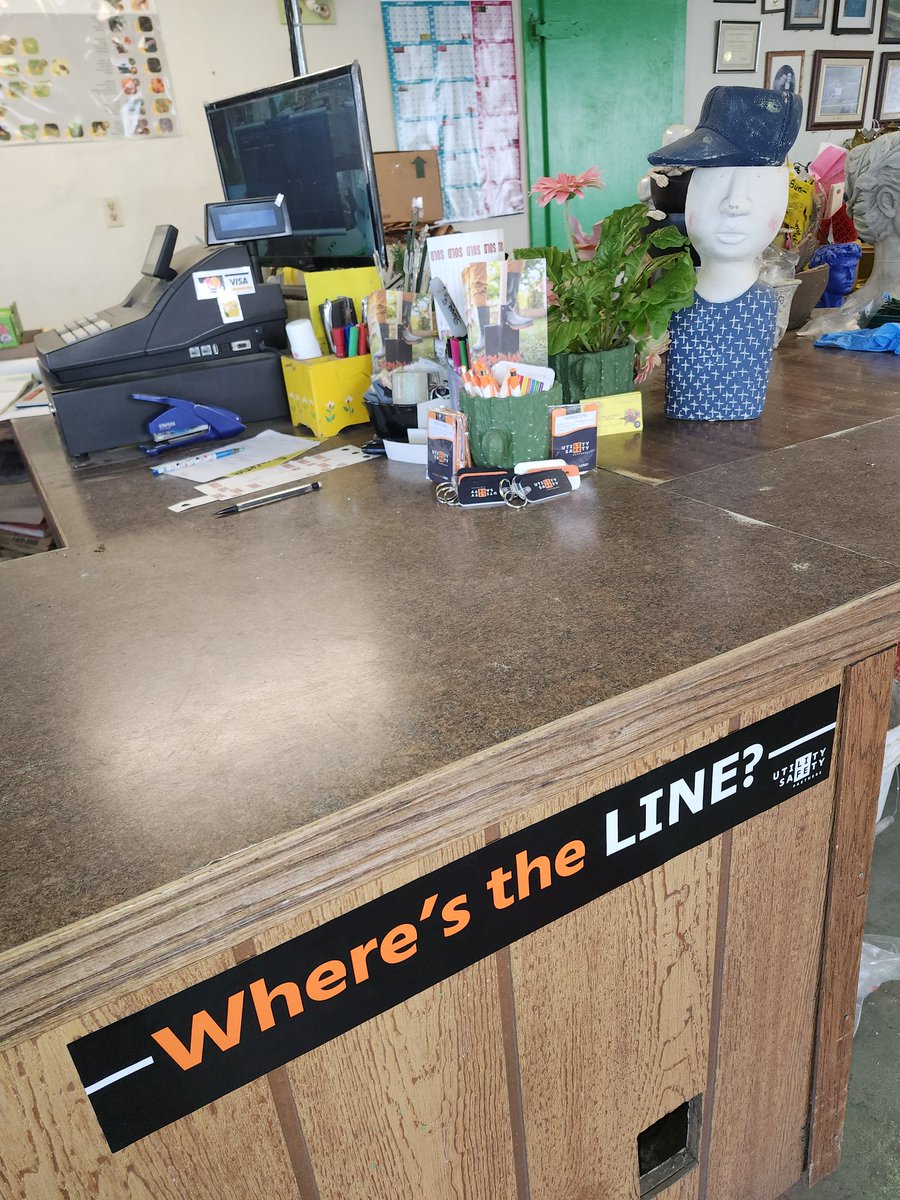 digsafeyeg's tweet photo. St Albert Greenhouses are great supporters of #clickbeforyoudig for all their customers as well as #wherestheline for Safety first.
#Safety
#Greenhouse
#looklocatelive https://t.co/WaeSV4rcNi