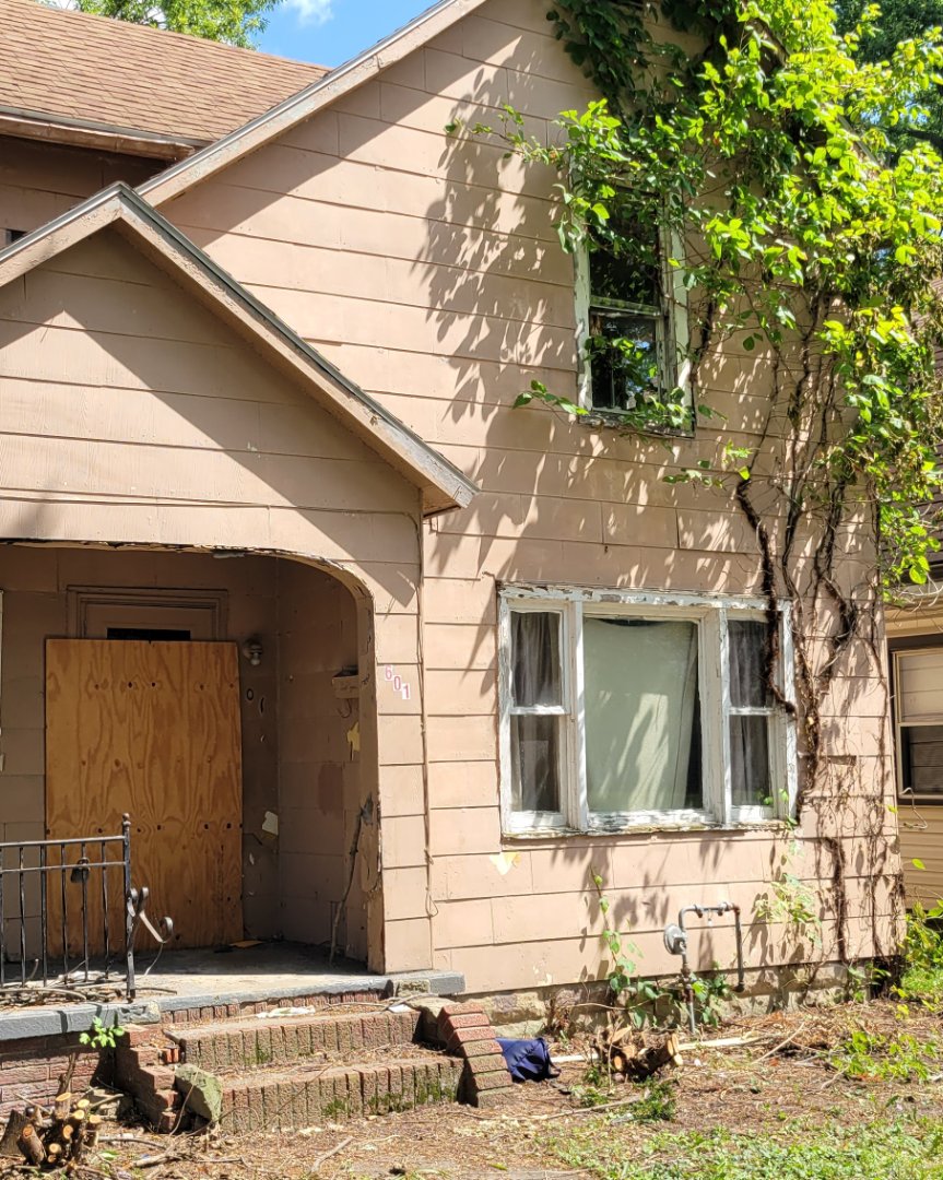 CORI_LLCCol's tweet image. . 🏘️ #PropertySolutions Facing foreclosure in Lima? There&apos;s a better way! Discover &quot;How to Get Rid of a Problem Property in Lima, Ohio&quot; - for more info go to centralohrealestateinvestment.com/go/getridofpro…