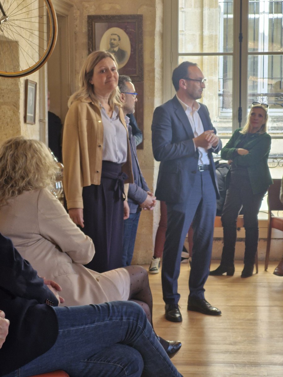 yasmeen seraphin (@yasmeenseraphin) on Twitter photo 1 grand merci <a href="/YaelBRAUNPIVET/">Yaël Braun-Pivet</a> d 'être venue à la rencontre du groupe renaissance bordeaux. 1 grand merci <a href="/YaelBRAUNPIVET/">Yaël Braun-Pivet</a> d 'être venue à la rencontre du groupe renaissance bordeaux.