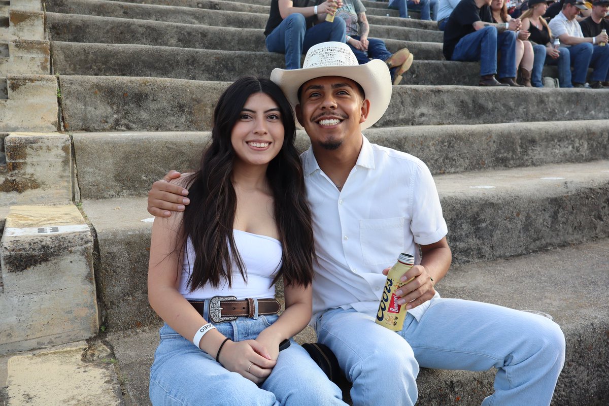 Clovis Rodeo tweet media