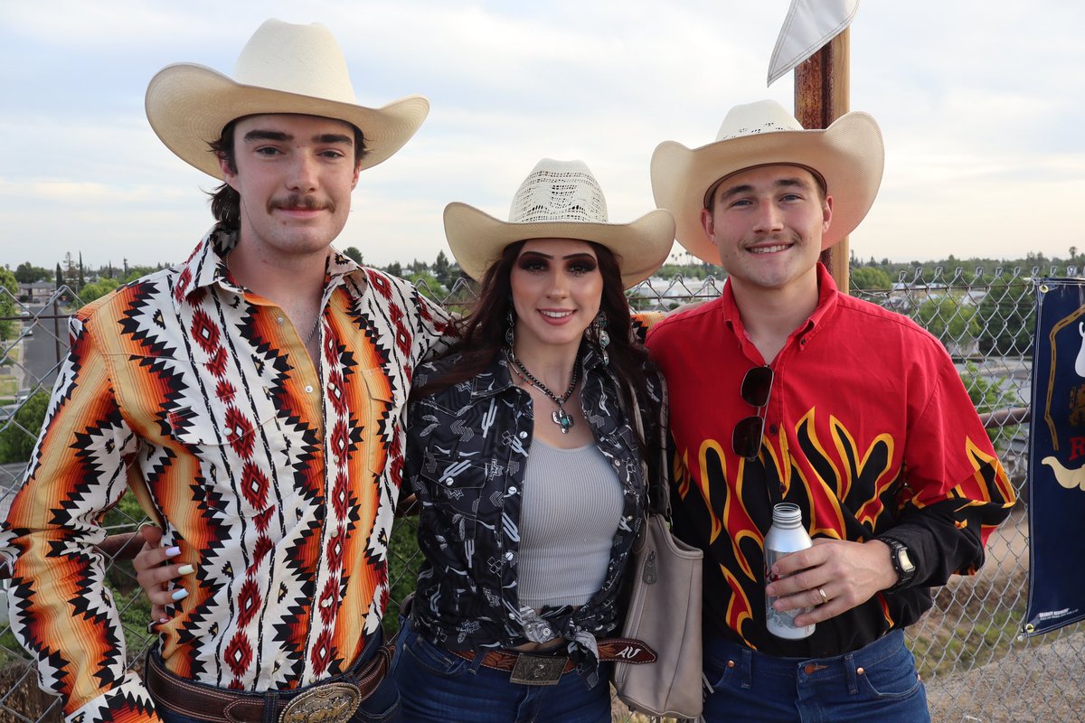 Clovis Rodeo tweet media