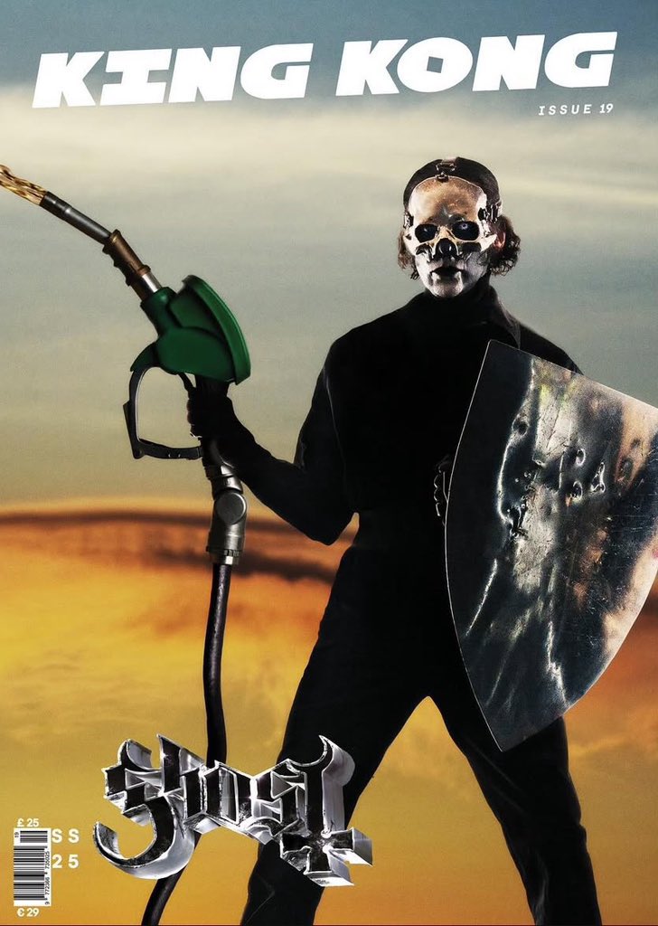 can ghost be serious fom a moment 😭