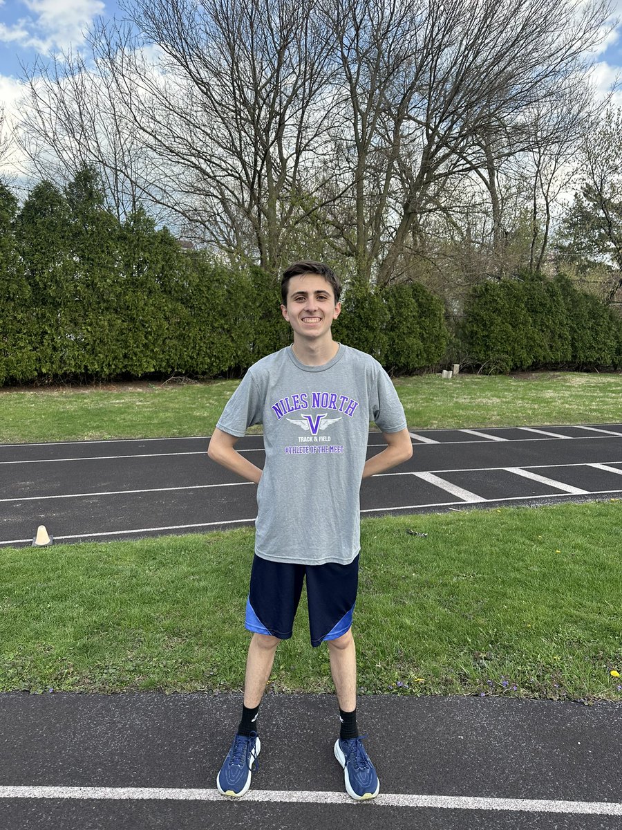 Niles North Boys Track & Field tweet media