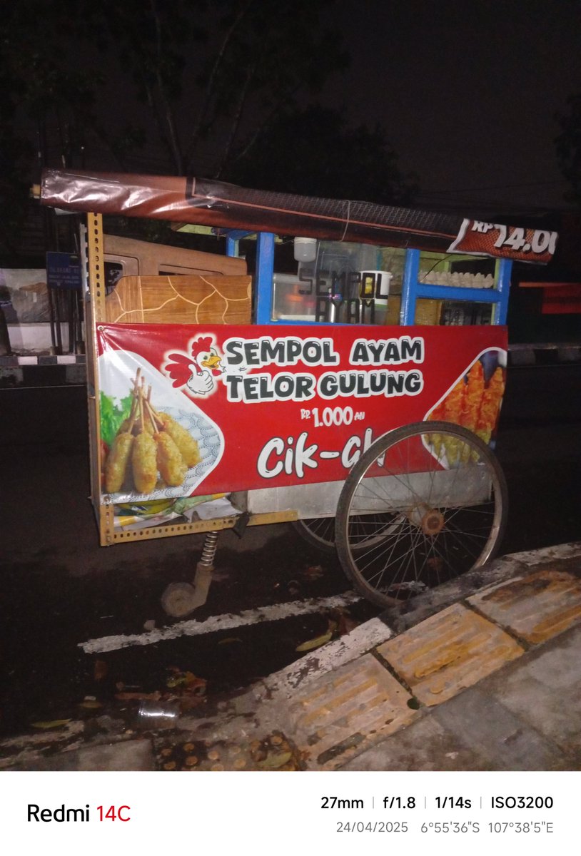 Kopi_Hideunk69's tweet photo. @4alif @tianfillio Lagi anyep  akun 😅 balik kanan aja dah https://t.co/LSv9q87lce