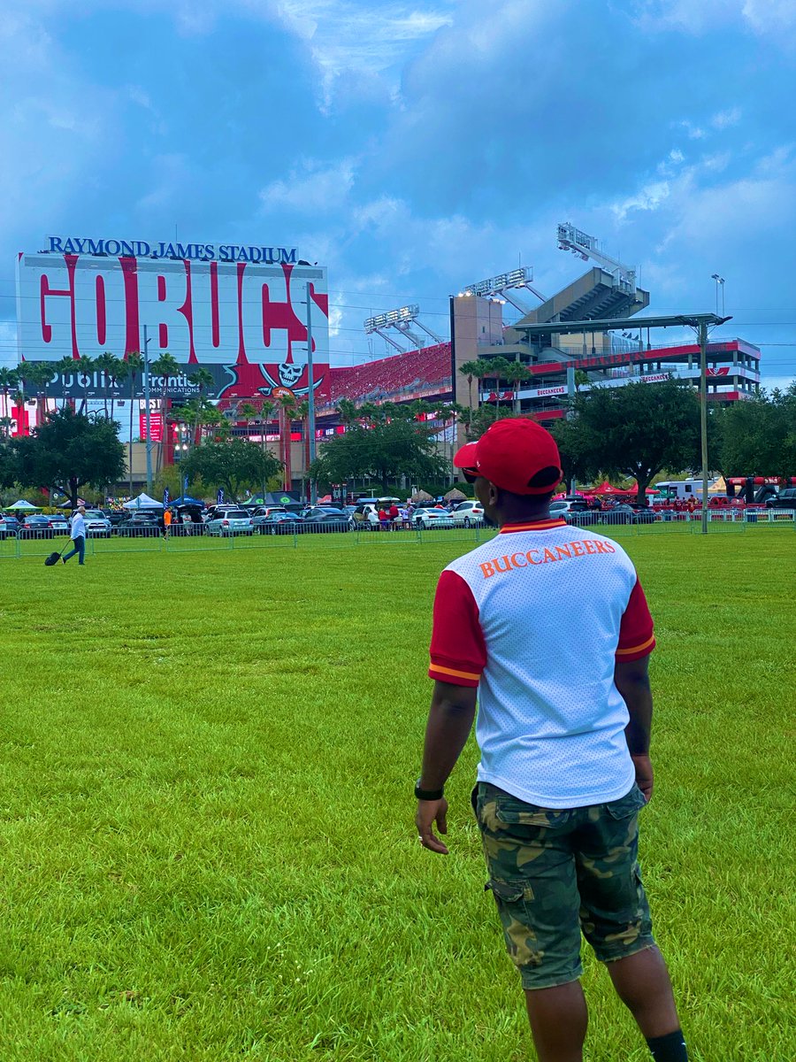 1uncannyP's tweet image. #NFLDraft2025 #GoBucs 🏴‍☠️
