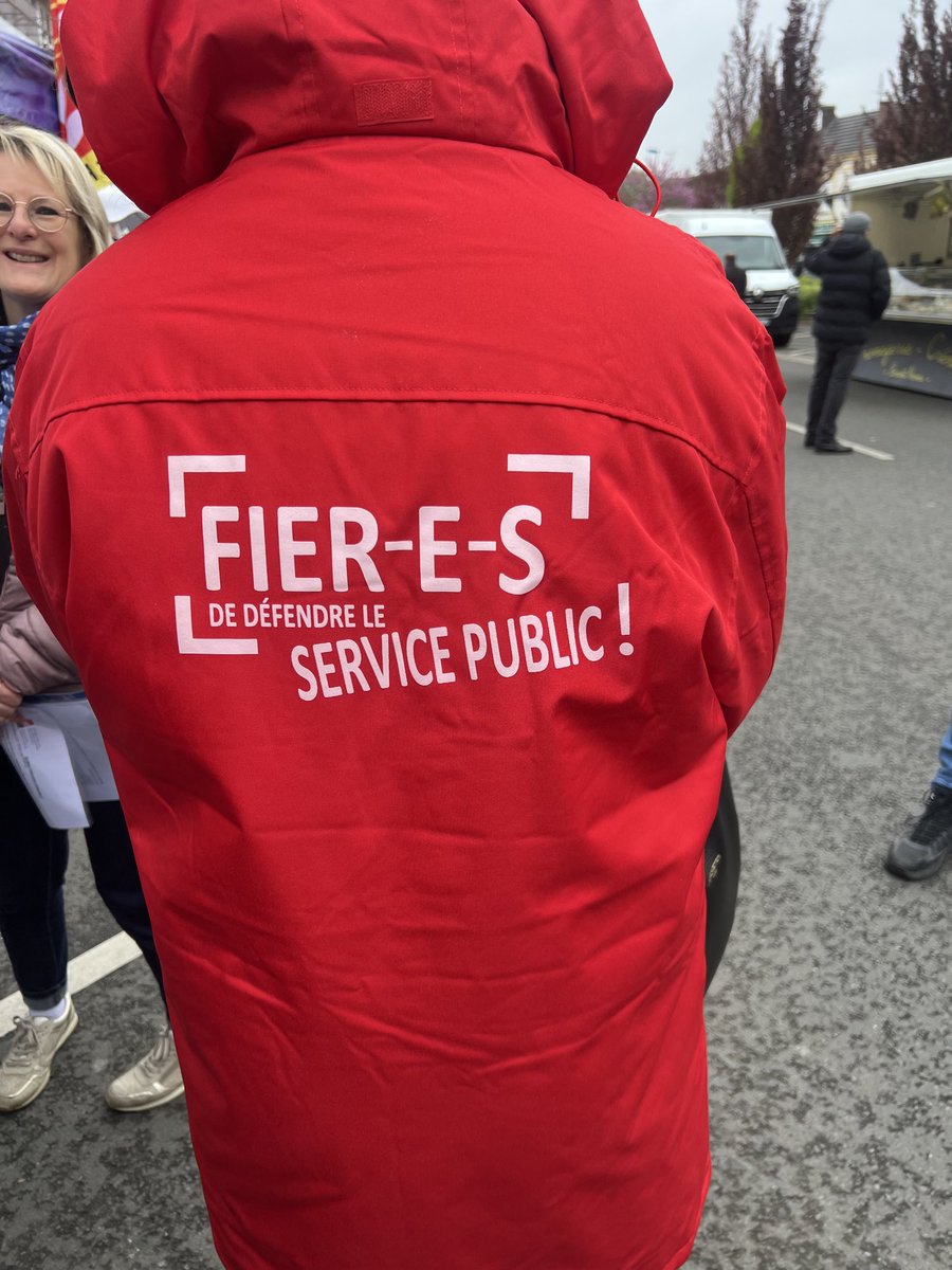 Cathy APOURCEAU-POLY (@apourceau) on Twitter photo Avec <a href="/JeanLETOQUART/">LETOQUART Jean</a> sur le marché d’avion et les agents de la <a href="/dgfip_officiel/">Direction générale des Finances publiques</a> et des services publics de la <a href="/lacgtcommunique/">La CGT</a>. Avec <a href="/JeanLETOQUART/">LETOQUART Jean</a> sur le marché d’avion et les agents de la <a href="/dgfip_officiel/">Direction générale des Finances publiques</a> et des services publics de la <a href="/lacgtcommunique/">La CGT</a>.