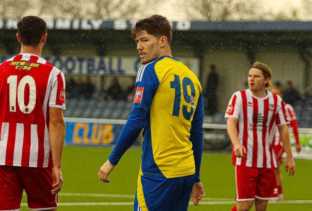 Hashtag United (@hashtagutd) on Twitter photo The likes of <a href="/_pkhumble/">PK HUMBLE</a>, <a href="/ellis_devs/">Ellis Devereux</a>, <a href="/lukemp99/">Luke</a> & <a href="/cornhill5/">max cornhilll</a> all featured as we hosted our former landlords <a href="/Bowerspitseafc/">Bowers & Pitsea FC</a> in the final home game of the season 🏡
This game was broadcasted LIVE to everyone, so we’ve compiled a shorter highlights package, out on our YouTube The likes of <a href="/_pkhumble/">PK HUMBLE</a>, <a href="/ellis_devs/">Ellis Devereux</a>, <a href="/lukemp99/">Luke</a> & <a href="/cornhill5/">max cornhilll</a> all featured as we hosted our former landlords <a href="/Bowerspitseafc/">Bowers & Pitsea FC</a> in the final home game of the season 🏡
This game was broadcasted LIVE to everyone, so we’ve compiled a shorter highlights package, out on our YouTube