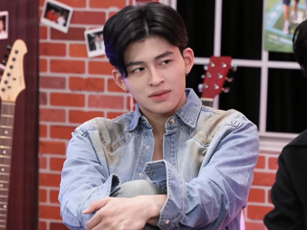 Agniesz02651571's tweet image. Today gmmtv live house with Leap Day Gang was so funny even though I don't understand Thai ♥️
LEAP DAY AT LIVEHOUSE
#GMMTVLIVEHOUSExLeapDay
#ppnaravit