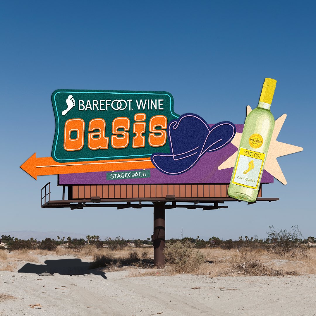 cowboy hat ✅boots ✅ Barefoot ✅ and we’re ready for @stagecoach!