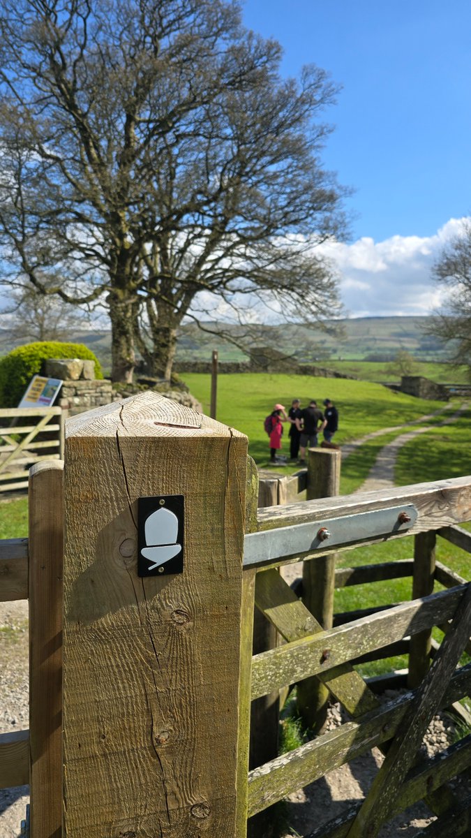 Yorkshire Dales National Park (@yorkshire_dales) on Twitter photo Artists, musicians, authors, walkers and runners and members of organisations associated with the Pennine Way were guests of <a href="/NaturalEngland/">Natural England</a> at <a href="/DalesMuseum/">Dales Countryside Museum</a> today to celebrate its 60 anniversary and view the special Pennine Way at 60 exhibition. ๐
#PennineWay #NationalTrails Artists, musicians, authors, walkers and runners and members of organisations associated with the Pennine Way were guests of <a href="/NaturalEngland/">Natural England</a> at <a href="/DalesMuseum/">Dales Countryside Museum</a> today to celebrate its 60 anniversary and view the special Pennine Way at 60 exhibition. ๐
#PennineWay #NationalTrails