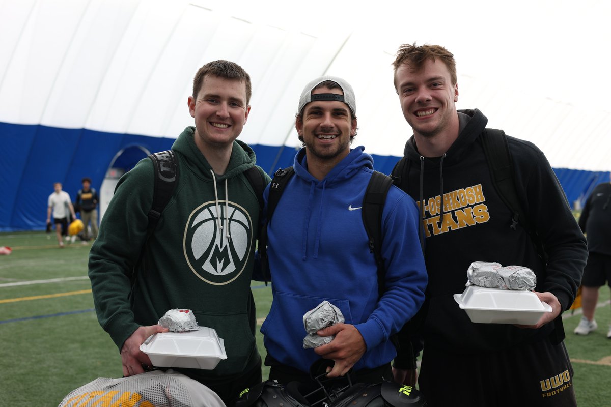 UW-Oshkosh Football tweet media