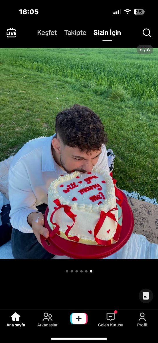 Yemişim organizasyonunu şöyle en doğalından bir evlilik teklifi ;