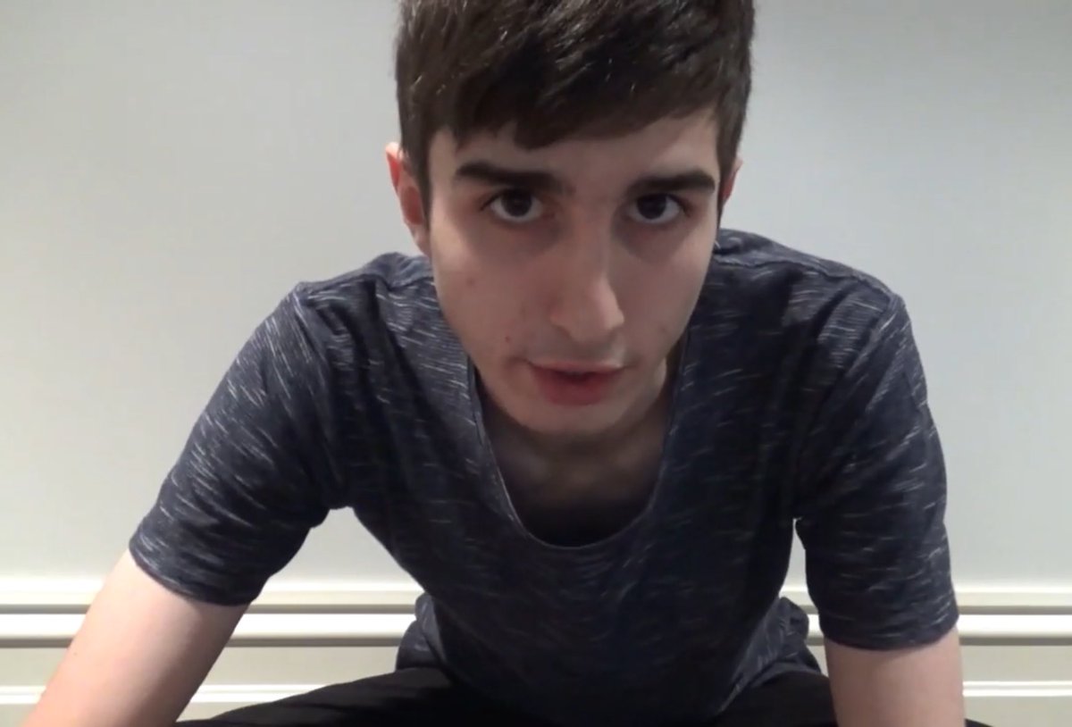 Goldfish tweet media