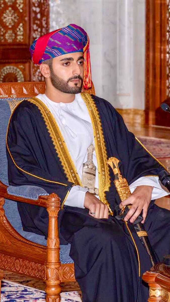 دامت أفراحكمْ 👑 
صاحب السّمو #ذي_يزن_بن_هيثم 
ودامت أفراح عُمان 🇴🇲 ❤️