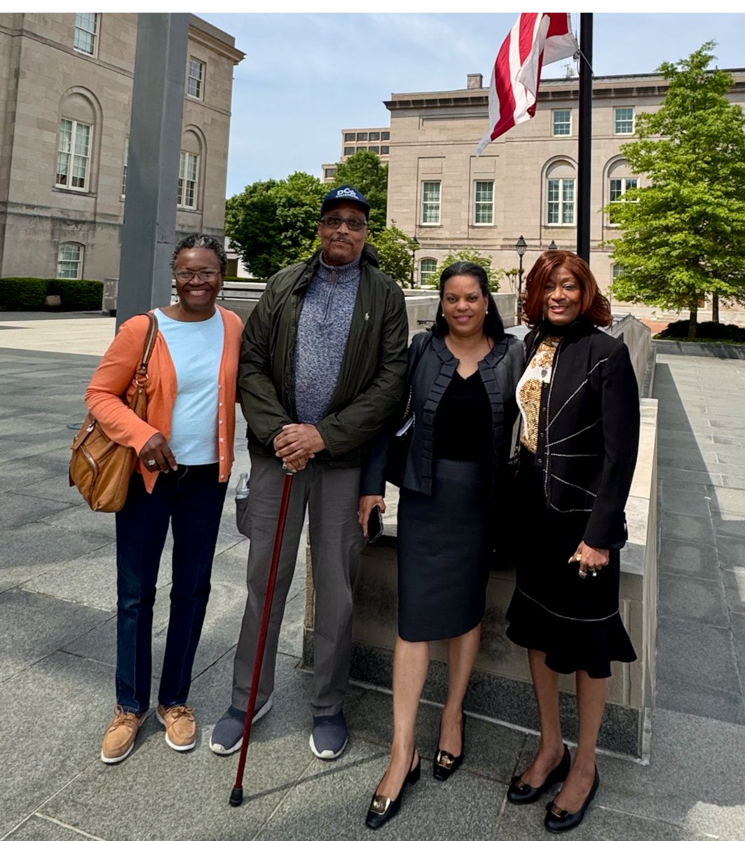 Oral Arguments on BOE 'Wite Out' case today. Thank you to all who sent me well wishes and prayers today.  I felt the Love 💙.  Thank you to <a href="/the_mwdc/">Metropolitan Women’s Democratic Club (MWDC)</a> Gaby L. Fraser, <a href="/Anc5E08/">Commissioner Robert Vinson Brannum #DCStatehoodNow</a> Robert Vinson Brannum, KarenBernola, and Dorothy Brizzil (not pictured). Photo credit to <a href="/ricebilldc/">bill rice</a>