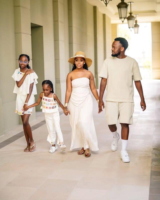 itsLebzin's tweet image. In a world where loyalty is rare. I still believe in growing with one partner. Family is the real empire.🔥